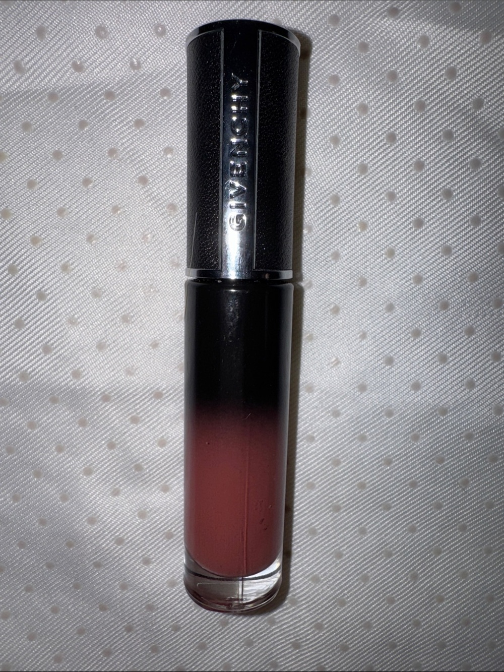GIVENCHY LE ROUGE INTERDICT CREAM VELVET
Whipped Matte Liquid Lipstick N°53 - Picture 9 of 10